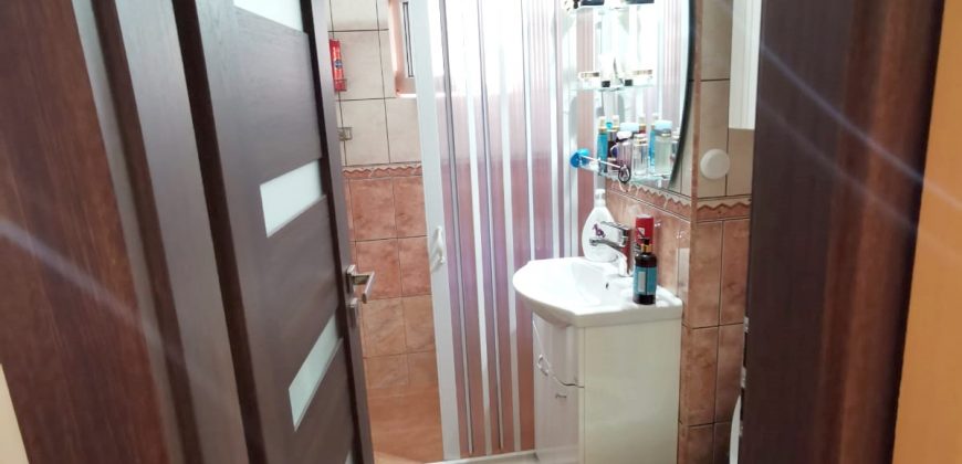 Apartament 4 camere Cetate, zona Closca, bloc foste proprietati !