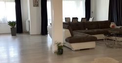 Casă cu 4 camere și garaj, în Alba Iulia.