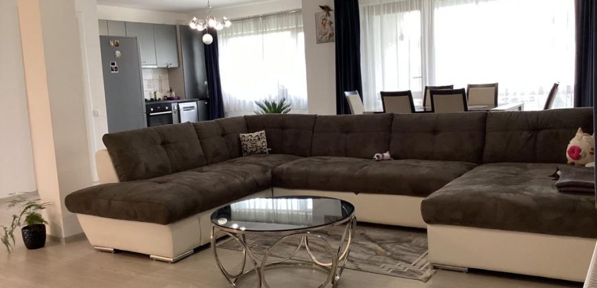 Casă cu 4 camere și garaj, în Alba Iulia.