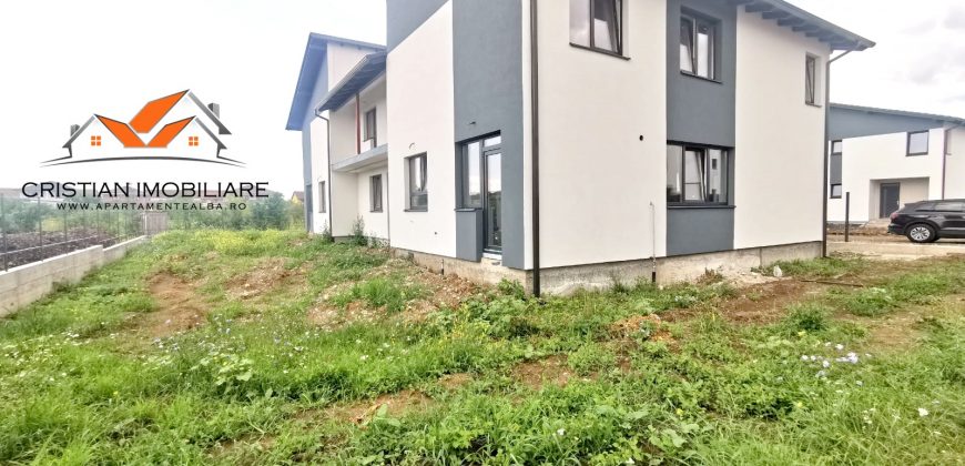 Triplex finisat la cheie-Dealul Furcilor