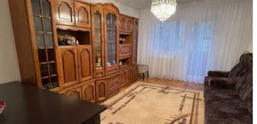 Apartament 5 camere decomandat, Cetate, etaj 1!