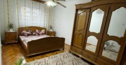 Apartament 5 camere decomandat, Cetate, etaj 1!