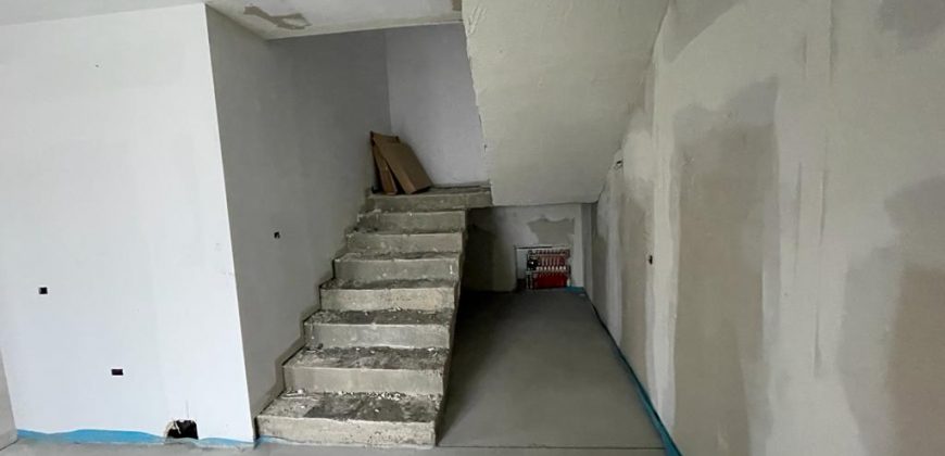 Duplex la cheie, Cetate- Dealul Furcilor !