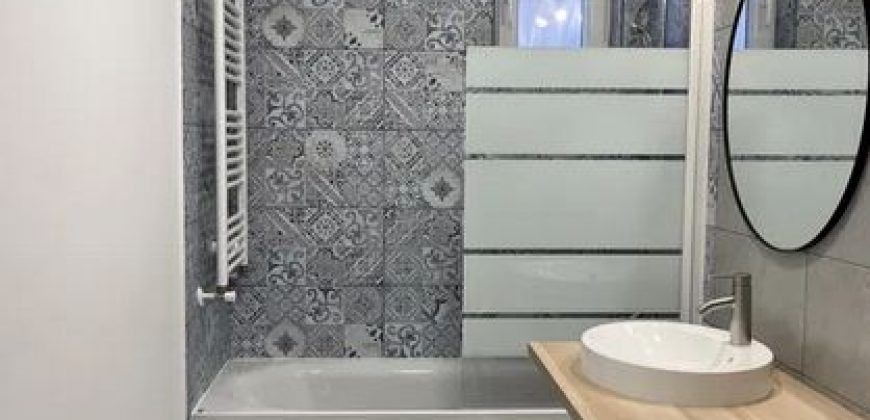 Apartament 3 camere, Centru, bloc nou !