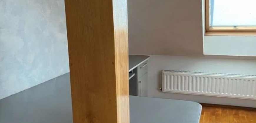 Apartament 4 camere scara interioara, Centru, cu mansarda!