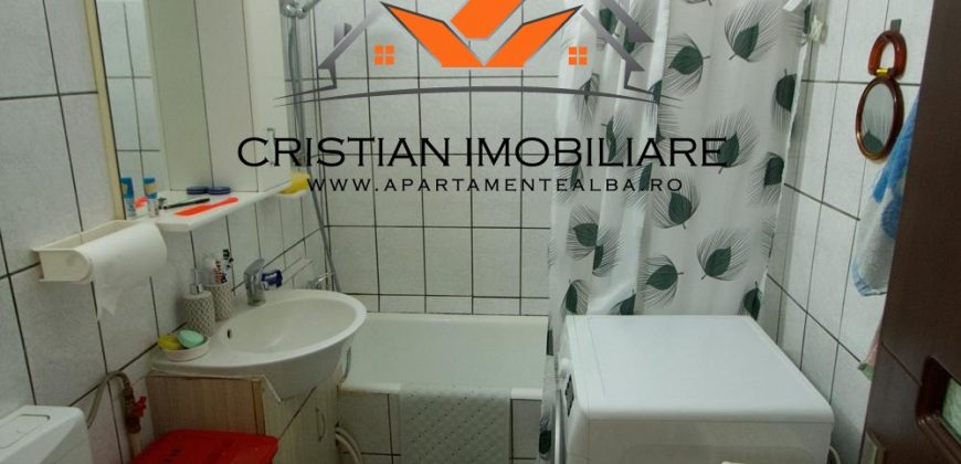 Apartament 2 camere Cetate,complet mobilat si utilat!