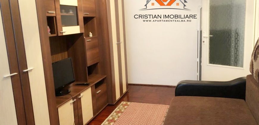 Apartament 2 camere Cetate, etajul 1 !