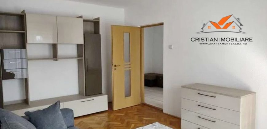 Apartament 3 camere decomandat Cetate, foste proprietati, etaj 2, mobilat, utilat!