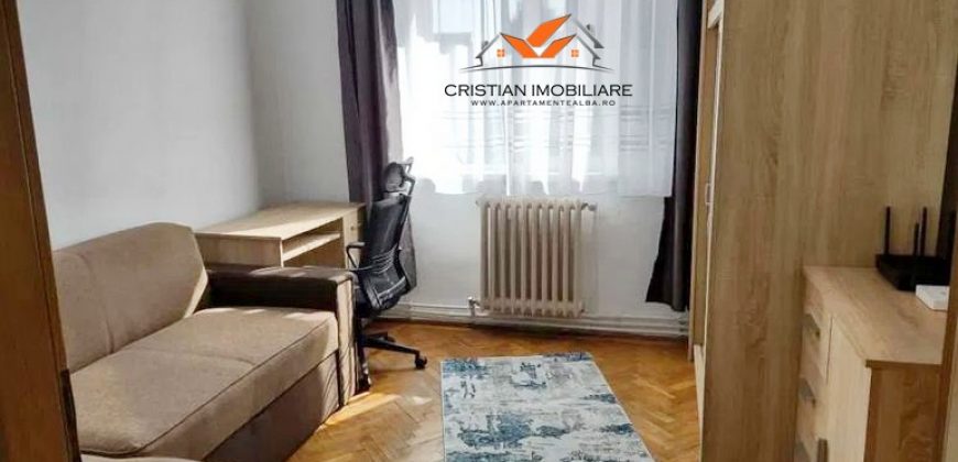 Apartament 3 camere decomandat Cetate, foste proprietati, etaj 2, mobilat, utilat!