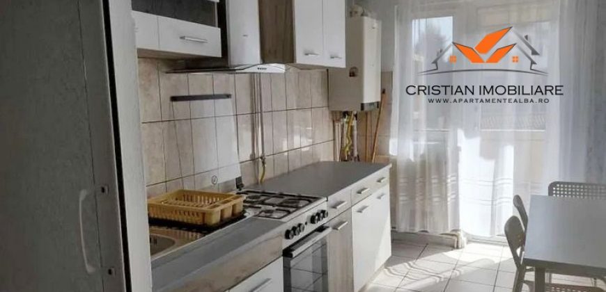 Apartament 3 camere decomandat Cetate, foste proprietati, etaj 2, mobilat, utilat!