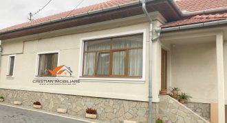 Casa finisata, 1200 mp teren,Centru !