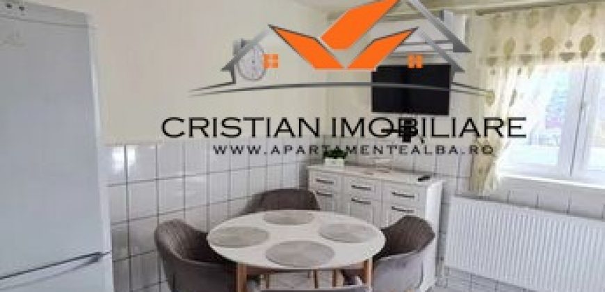 Apartament 2 camere Cetate, etaj intermediar, mobilat, utilat !
