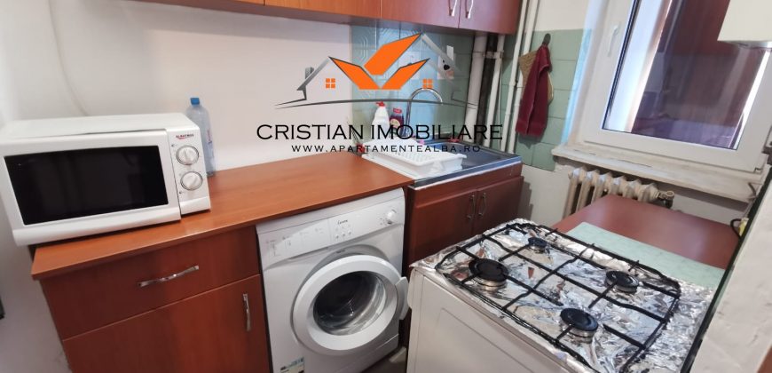 Garsoniera Cetate, etaj 1, bloc cu lift!