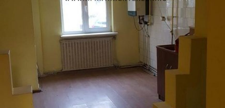 Apartament 4 camere decomandat, Parter inalt, zona Bazin Olimpic!