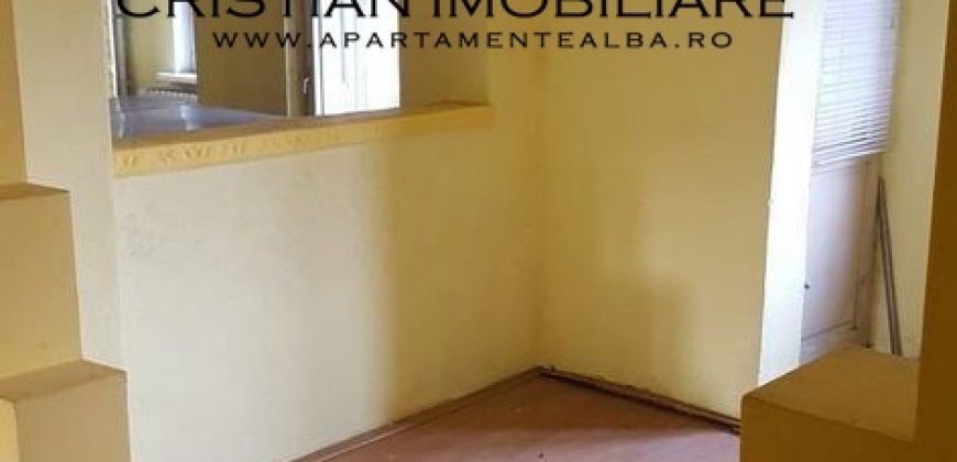 Apartament 4 camere decomandat, Parter inalt, zona Bazin Olimpic!