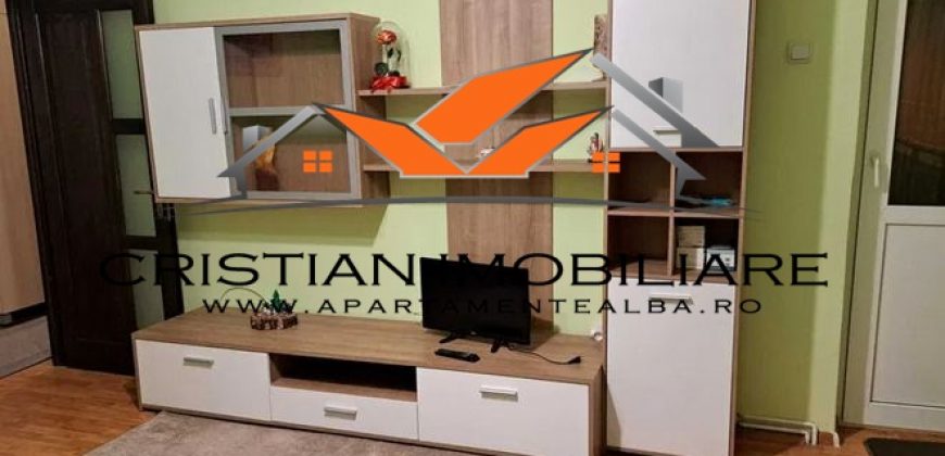 Apartament 3 camere decomandat Centru, etaj 2, mobilat, utilat!