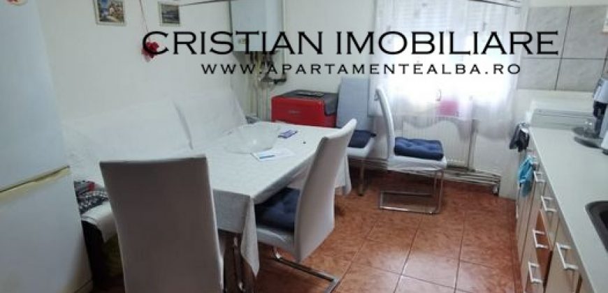 Apartament 2 camere, Parter inalt, zona Cetate-PIATA!