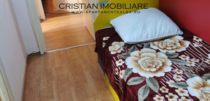 Apartament 2 camere, etaj 2,bloc de caramida, Cetate!