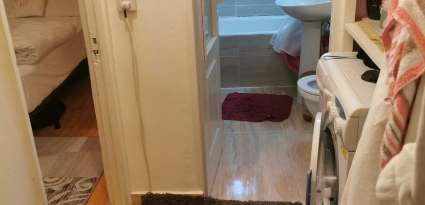 Apartament 2 camere, Parter inalt, zona Cetate-PIATA!