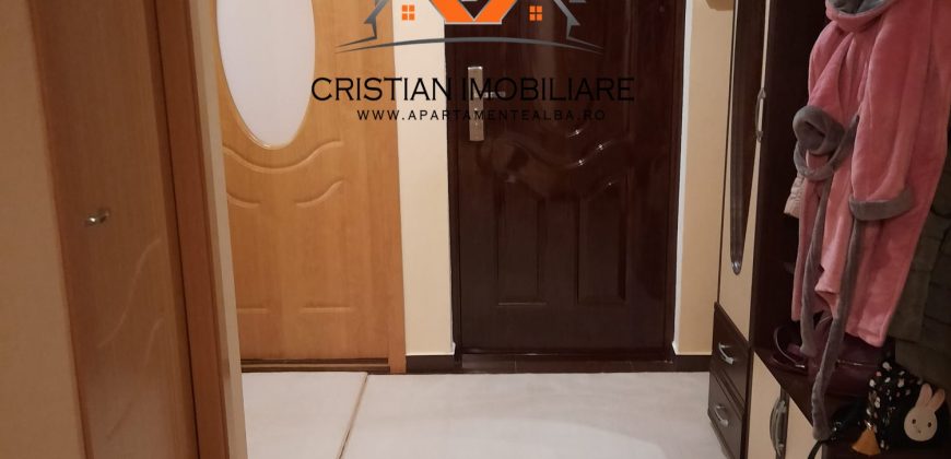 Apartament 3 camere decomandat , mobilat, utilat, Ampoi 3!