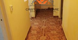 Apartament 2 camere decomandat , etaj intermediar, bloc cu lift, Cetate!