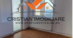 Apartament 4 camere decomandat, 2 bai, zona Centru!