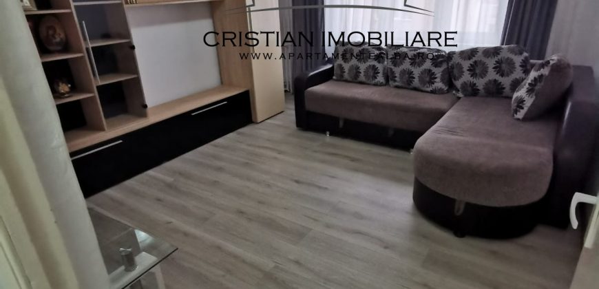 Garsoniera, etaj 2, mobilata, utilata, Cetate !