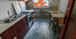 Apartament 4 camere, decomandat, etaj 1, cu garaj si pivnita,Cetate!