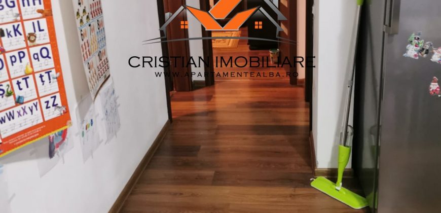 Apartament 3 camere,decomandat bloc nou, zona Centru !