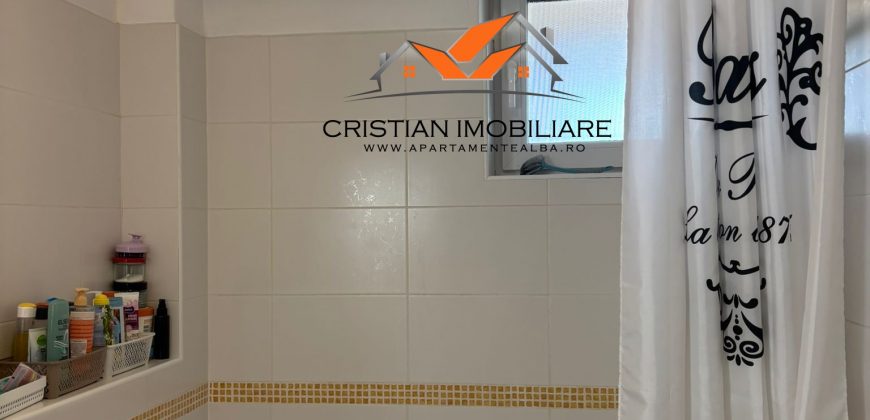 Apatament o camera, bloc nou, lift, etaj 3,mobilat, utilat, zona Centru!