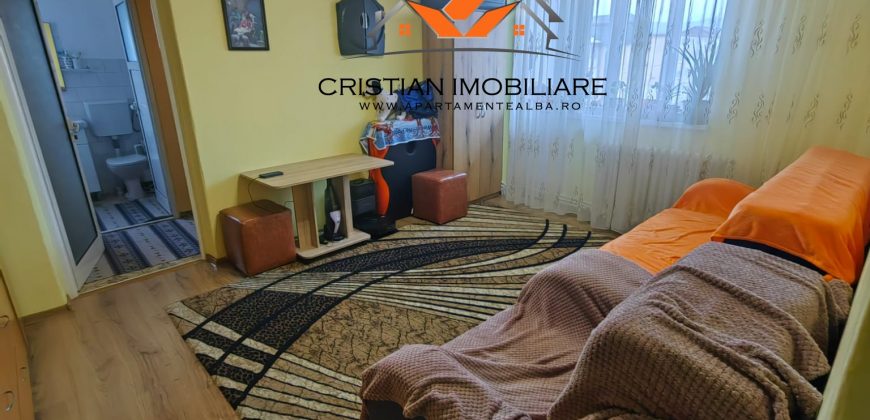 Apartament 2 camere , mobilat, utilat, Cetate,bloc de caramida!
