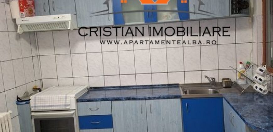 Apartament 3 camere decomandat Cetate-Mercur !