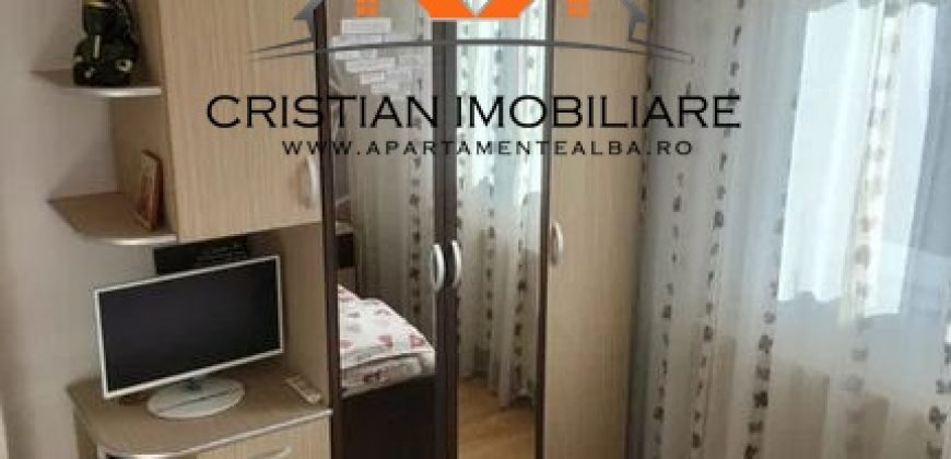 Apartament 2 camere decomandat, etaj intermediar, mobilat, utilat, Cetate!
