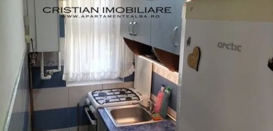 Apartament 2 camere decomandat, etaj intermediar, mobilat, utilat, Cetate!