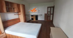 Garsoniera , bloc de apartamente, Parter, Cetate !