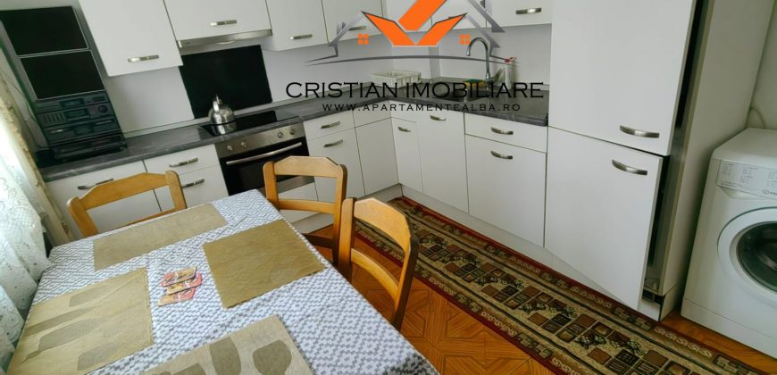 Apartament 4 camere, etaj 1 ,2 bai, mobilat, utilat, Cetate !