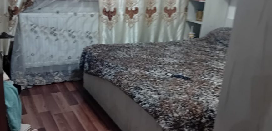 Apartament 2 camere decomandat , Parter,bloc de caramida, Cetate!