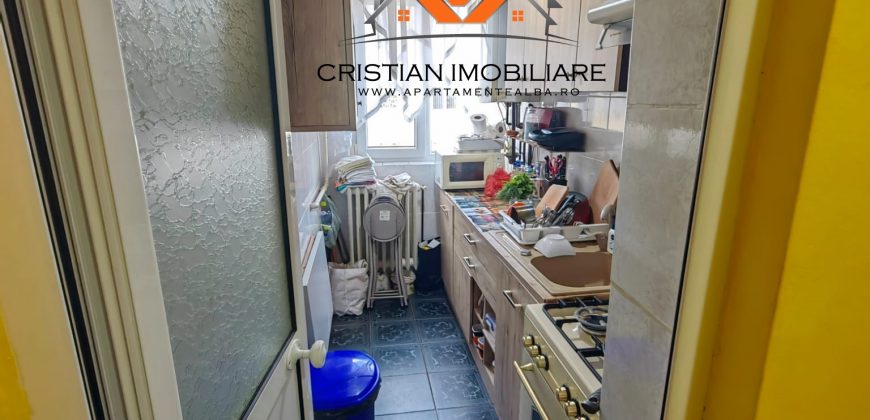 Apartament 2 camere, etaj 2, complet mobilat, Cetate!