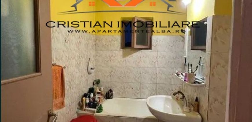 Apartament 2 camere decomandat , etaj 3, zona Dedeman!