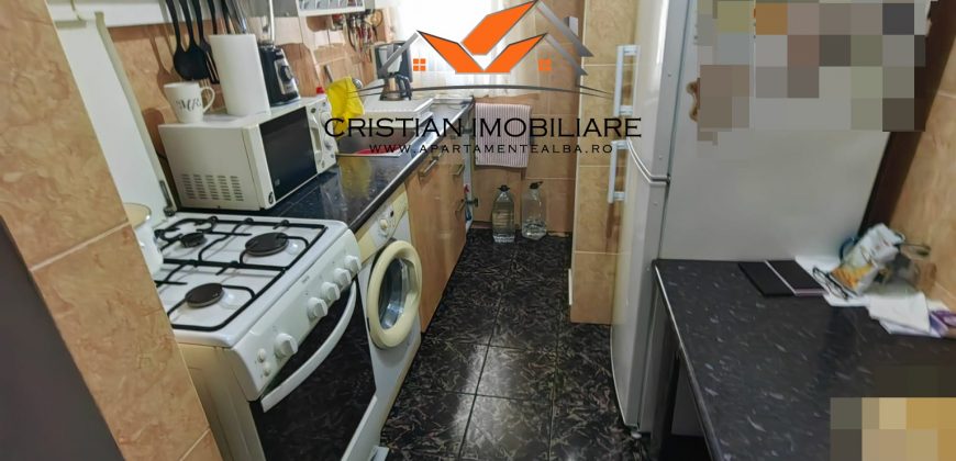 Apartament 2 camere, mobilat, utilat, Cetate !