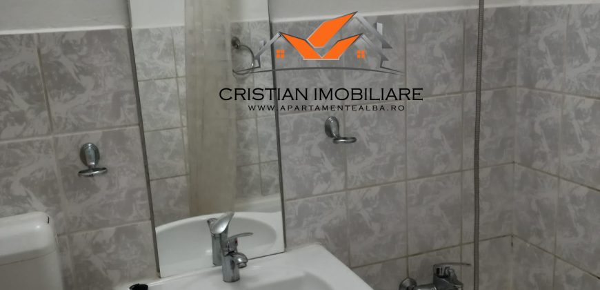 Garsoniera, mobilata, utilata, Cetate-M-uri !