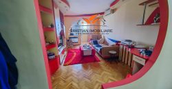 Apartament 2 camere, etaj 2, Cetate, zona buna!