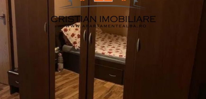 Apartament o camera , etaj 1, mobilat, utilat, Cetate!