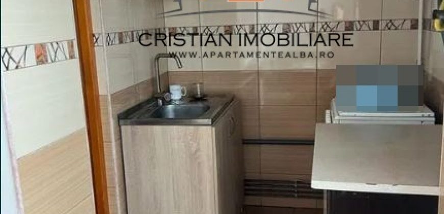 Garsoniera, mobilata, utilata, zona Centru!