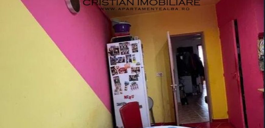 Apartament 2 camere decomandat , etaj 3, zona Dedeman!