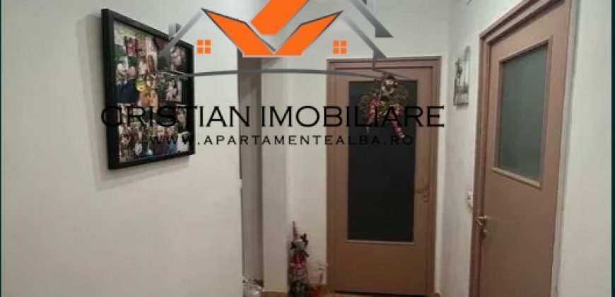 Apartament 2 camere decomandat , etaj 3, zona Dedeman!
