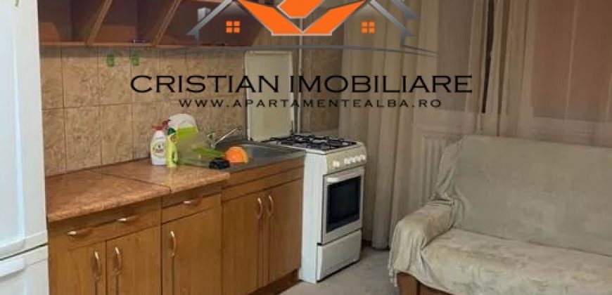 Apartament o camera , etaj 1, mobilat, utilat, Cetate!