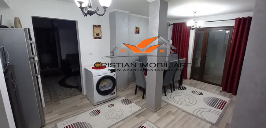 Apartament 3 camere decomandat, finisat complet, zona Cetate-Mercur!