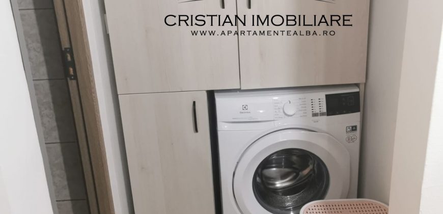 Apartament 3 camere decomandat , etaj 1, finisat, mobilat, utilat, Cetate-Liceul Sportiv!
