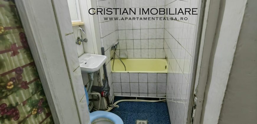 Apartament 2 camere , etaj 1, bloc de caramida, Cetate!